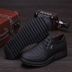 Chaussures en similicuir pour hommes