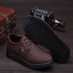 Chaussures en similicuir pour hommes