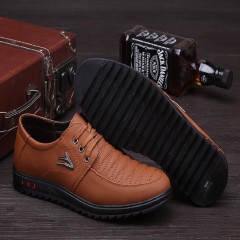 Chaussures en similicuir pour hommes