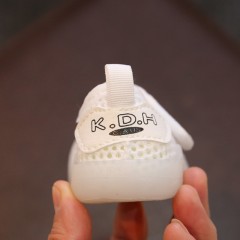 Chaussures en tissu moucheté pour enfants