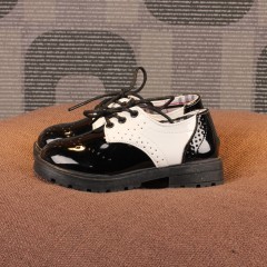 Chaussures en cuir  synthétique pour enfant