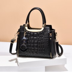 Sac à main à motif peau de crocodile