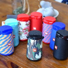 Haut-parleur Audio Bluetooth avec support portable