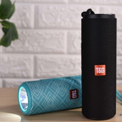 haut-parleur Bluetooth portable avec Lampe de poche LED