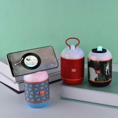 Haut-parleur Bluetooth avec support smartphone et éclairage