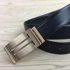 Ceinture en cuir pour hommes avec boucle