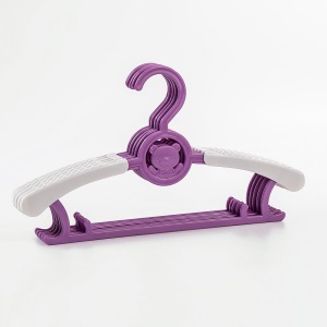 Cintre plastique