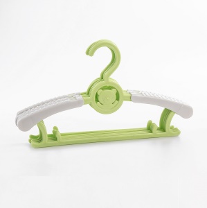 Cintre plastique