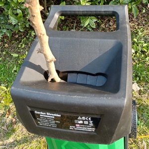 2400W Broyeur de branches