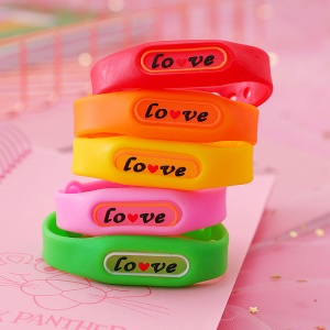 Bracelet anti-moustique