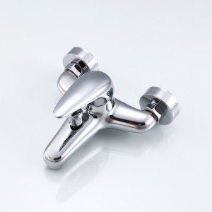 Pommeau de douche avec accessoires au complet