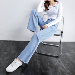 Pantalon jean droit pour femme