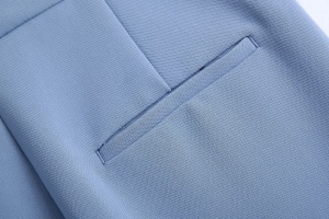 Pantalon femme droit de costume à couture