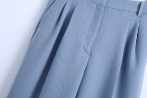 Pantalon femme droit de costume à couture