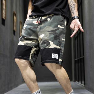 Pantacourt motif camouflage militaire decontracté