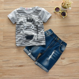 Ensemble t shirt + short en denim pour enfant