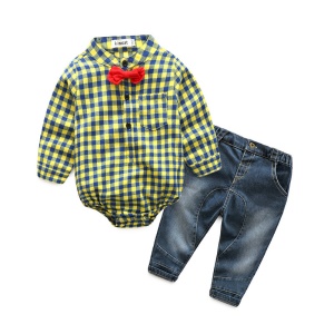 Ensemble chemise carrelée à fermeture à pression basse + jean pour petit enfant + nœud papillon