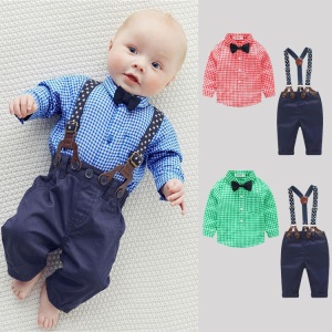 Ensemble chemise avec noeud papillon  + pantalon à bretelles