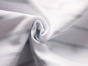 Ensemble tee-shirt+ pantacourt à bretelle pour garçon