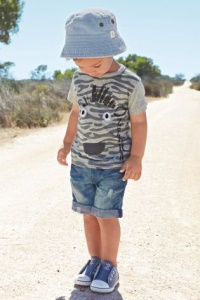 Ensemble t shirt + short en denim pour enfant