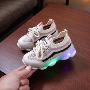 Chaussure de sport avec LED pour enfants