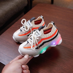 Chaussure de sport avec LED pour enfants