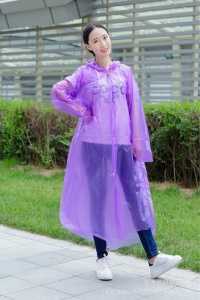 Manteau imperméable  avec boutons