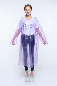 Manteau imperméable jetable