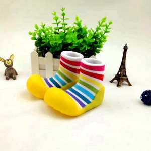 Chaussures en forme de chaussettes pour enfant et bébé