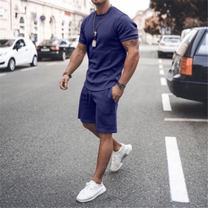 Ensemble de sport pour hommes short et tee-shirt