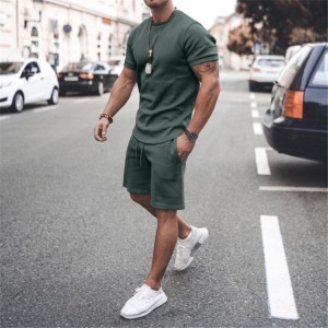 Ensemble de sport pour hommes short et tee-shirt