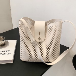 Sac à bandoulière pour femmes aéré