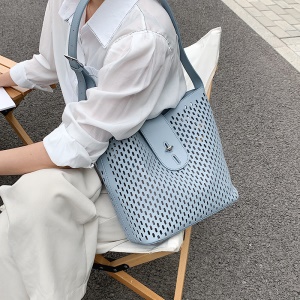 Sac à bandoulière pour femmes aéré