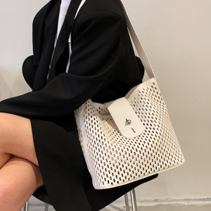 Sac à bandoulière pour femmes aéré