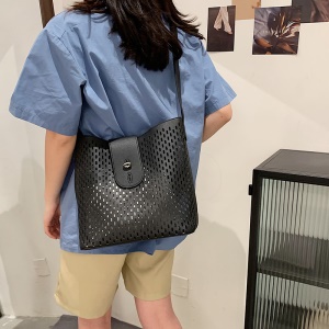 Sac à bandoulière pour femmes aéré