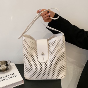 Sac à bandoulière pour femmes aéré