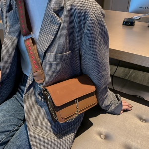 Sac à bandoulière pour femme en cuir PU simple et résistant au frottement