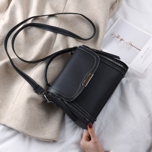 Sac à bandoulière  en cuir