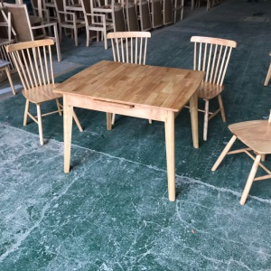 Chaise de salle à manger en bois massif avec dossier