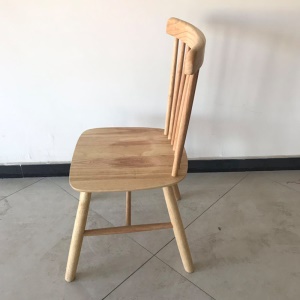 Chaise de salle à manger en bois massif avec dossier