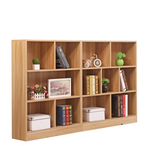 grande armoire ouverte en bois