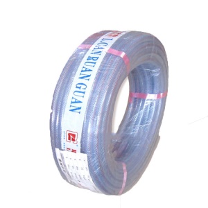 tuyau d'eau en PVC transparent