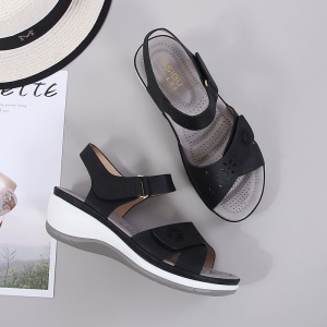 Sandales velcro pour femme avec fermeture à pression