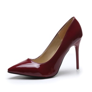 Talons hauts et fin en cuir synthétique
