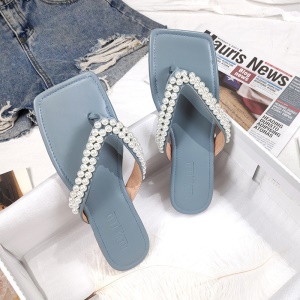 Pantoufles en cuir  avec perles