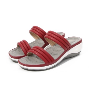 Pantoufle pour femmes en cuir artificiel PU