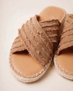 Pantoufles pour femmes en denim