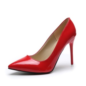 Talons hauts et fin en cuir synthétique