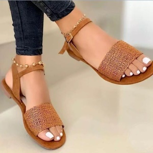 Sandales femmes avec boucle sangle