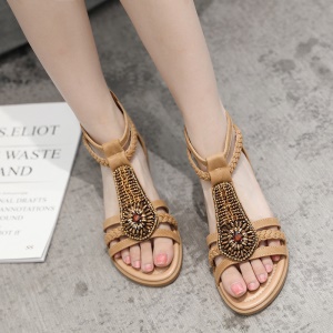 Sandales hautes  en cuir avec perles